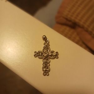 CROSS PENDANT